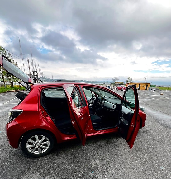 Toyota Yaris 10 of 25