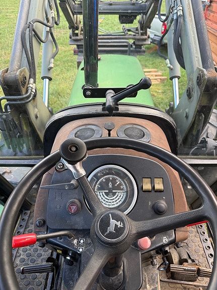 John Deere 1950 Power Syncron 6 of 19