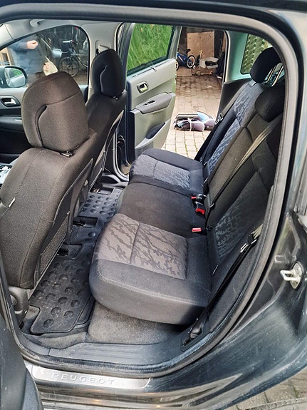 Peugeot 3008 16 of 22