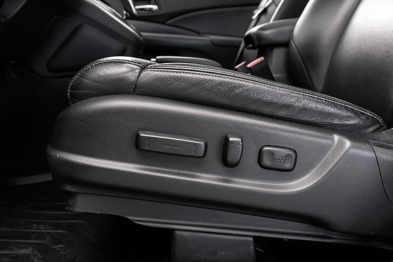 Honda CR-V 25 of 30