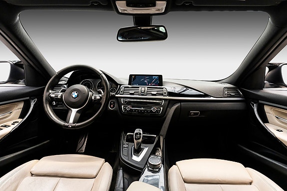BMW 320d 25 of 30