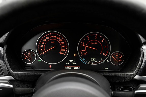 BMW 320d 13 of 30
