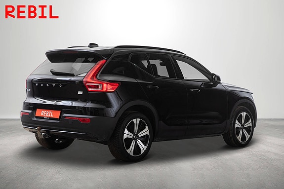 Volvo XC40 7 of 25