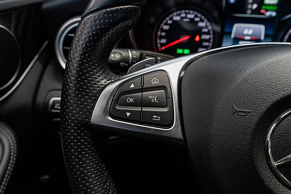 Mercedes-Benz C350 12 of 30