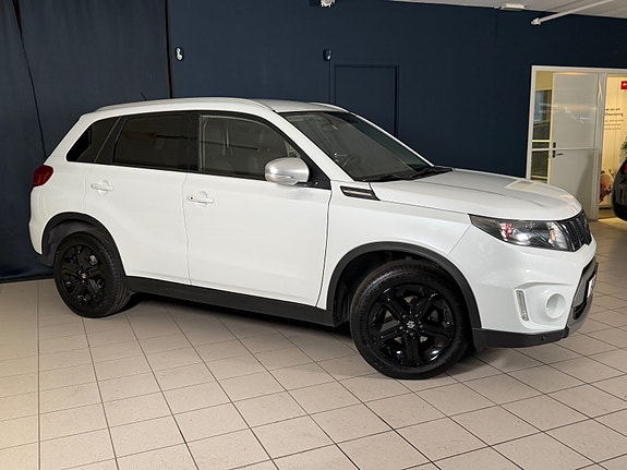 Suzuki Vitara 6 of 30