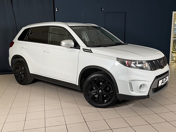 Suzuki Vitara 5 of 30