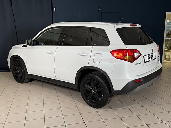 Suzuki Vitara 13 of 30