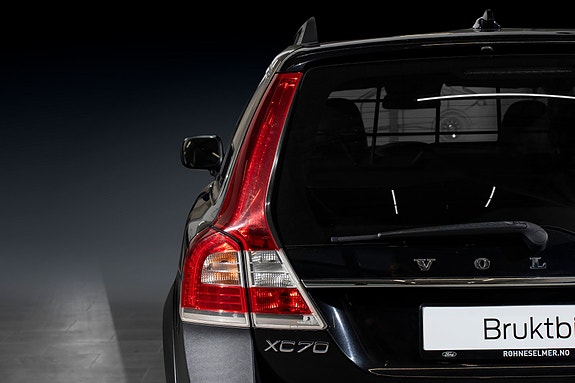Volvo XC70 9 of 25