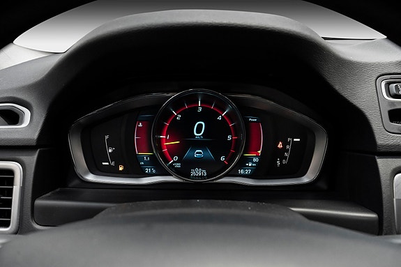Volvo XC70 15 of 25