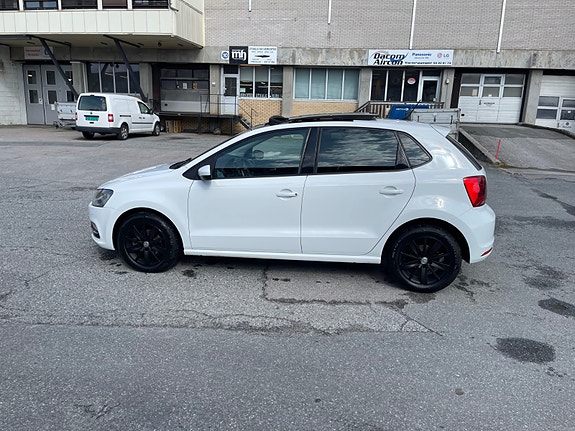 Volkswagen Polo 4 of 30