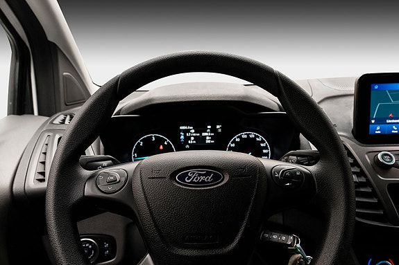 Ford Transit Connect 11 of 25