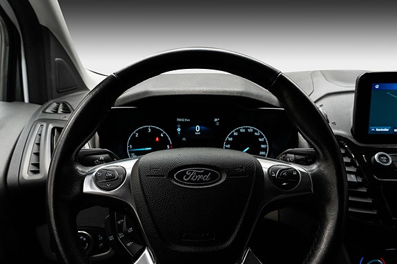 Ford Transit Connect 11 of 25