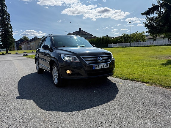 Volkswagen Tiguan 16 of 30