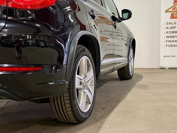 Volkswagen Tiguan 10 of 30