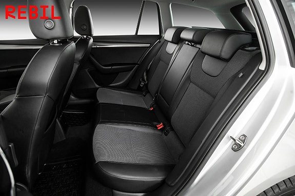 Skoda Octavia 10 of 26