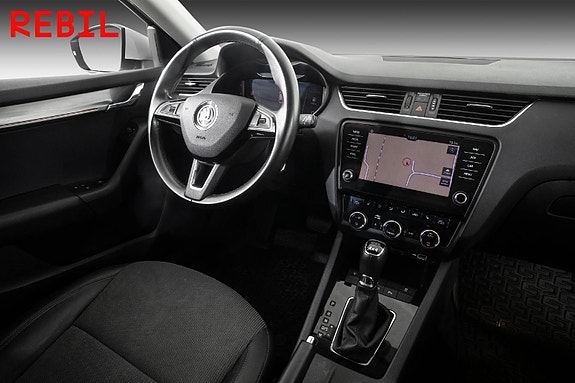 Skoda Octavia 14 of 26