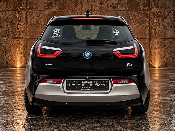 BMW i3 6 of 16