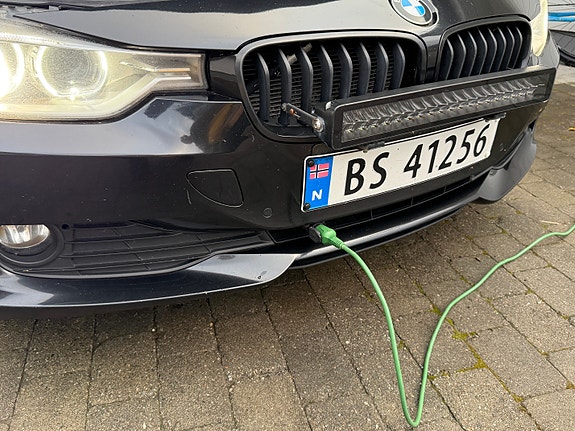BMW 320d 5 of 7