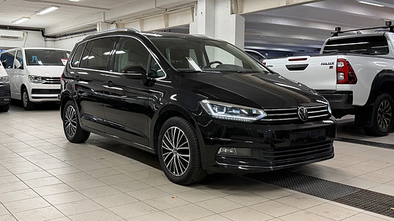 Volkswagen Touran 9 of 23