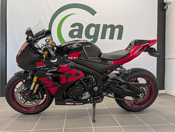 Suzuki GSX-R1000R 8 of 25