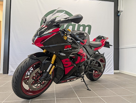 Suzuki GSX-R1000R 7 of 25