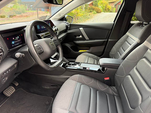 Citroen E-C4 11 of 16