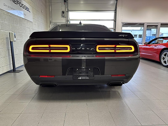 Dodge Challenger 6 of 23
