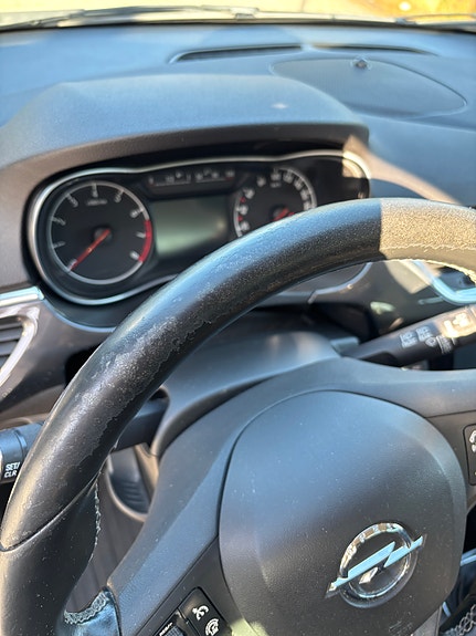 Opel Corsa 14 of 18