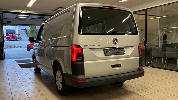 Volkswagen Transporter 4 of 30