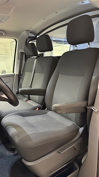Volkswagen Transporter 19 of 30