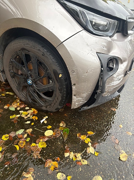 BMW i3 6 of 12