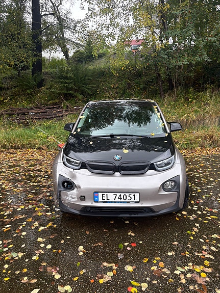 BMW i3 4 of 12