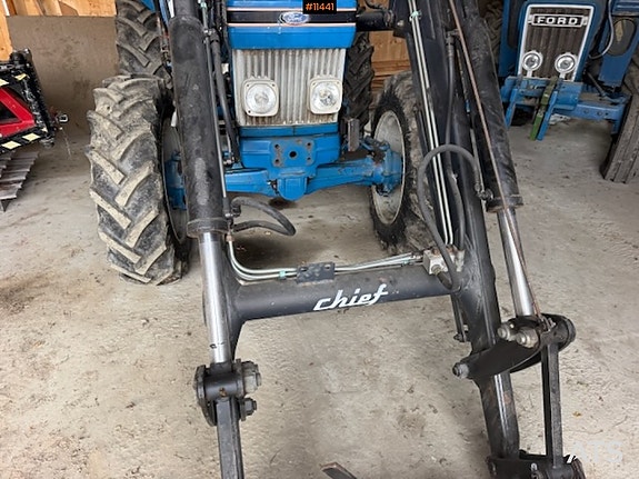 Ford 1986 4610 4x4 traktor med frontlaster 12 of 30