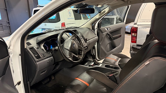 Ford Ranger 17 of 30