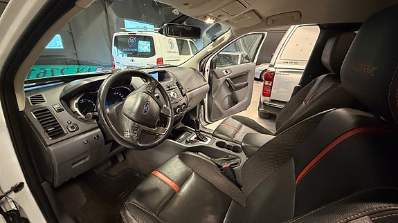 Ford Ranger 16 of 30