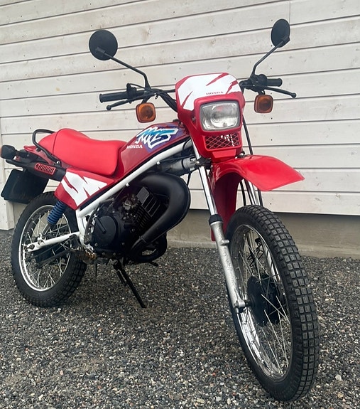 Honda MT 50 3 of 22