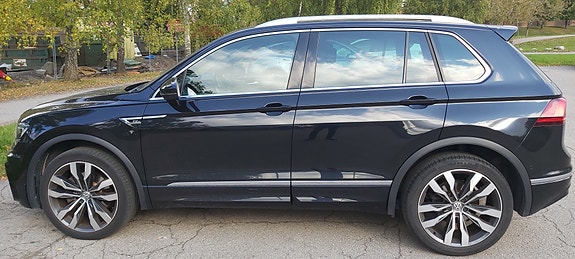 Volkswagen Tiguan 2 of 30
