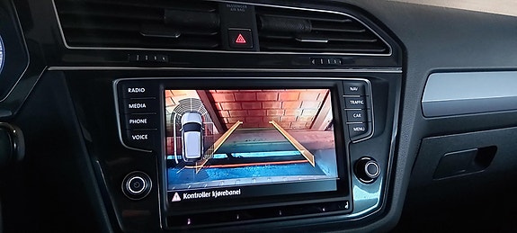 Volkswagen Tiguan 13 of 30