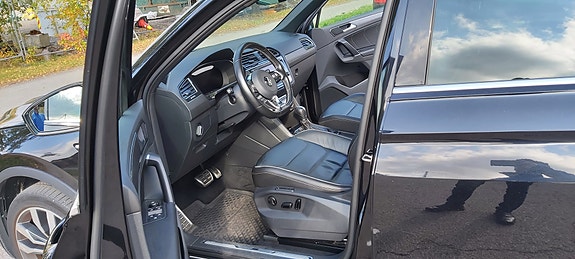 Volkswagen Tiguan 24 of 30