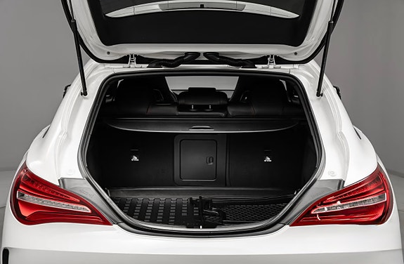 Mercedes-Benz CLA180 8 of 8