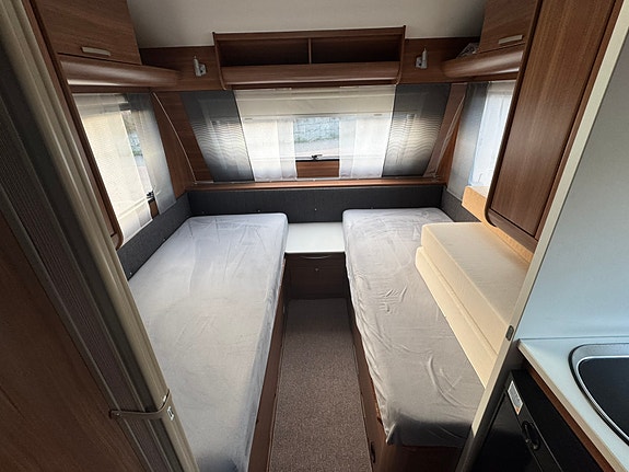Adria Altea 472 6 of 12