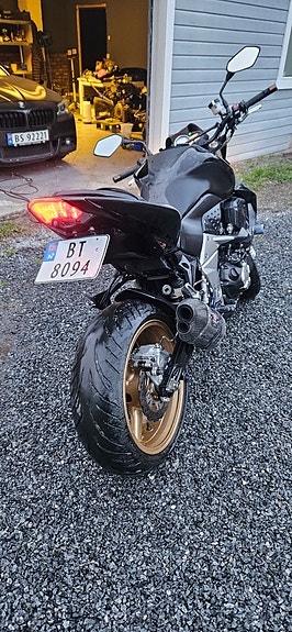 Kawasaki Z 1000 3 of 5