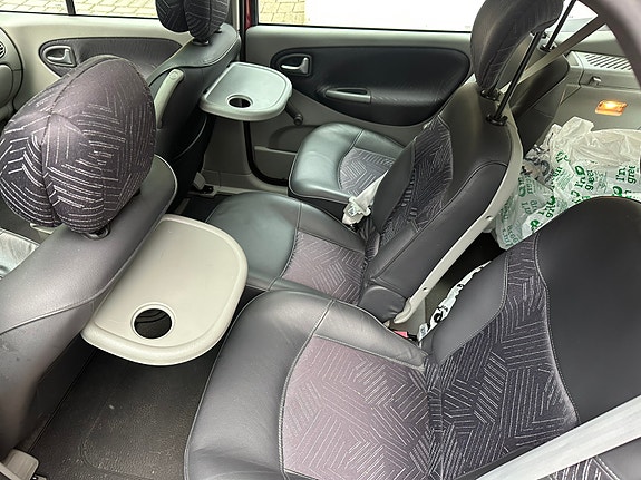 Renault Scenic I 18 of 21