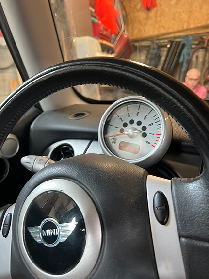 MINI Cooper S 12 of 25