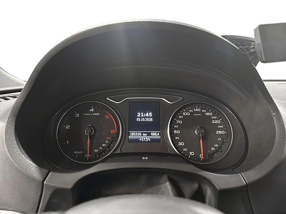 Audi A3 9 of 23