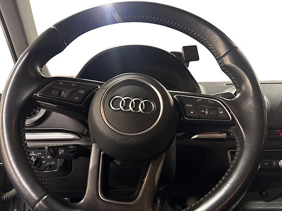 Audi A3 8 of 23