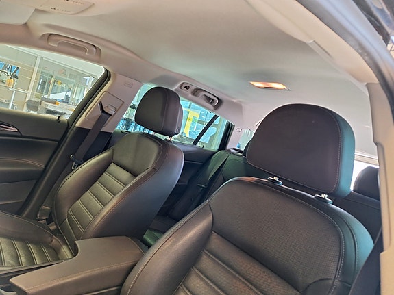Opel Insignia 9 of 26