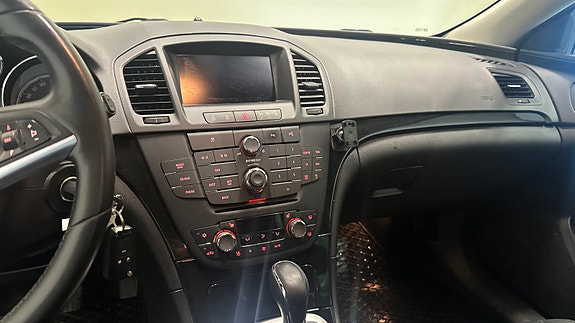 Opel Insignia 15 of 26