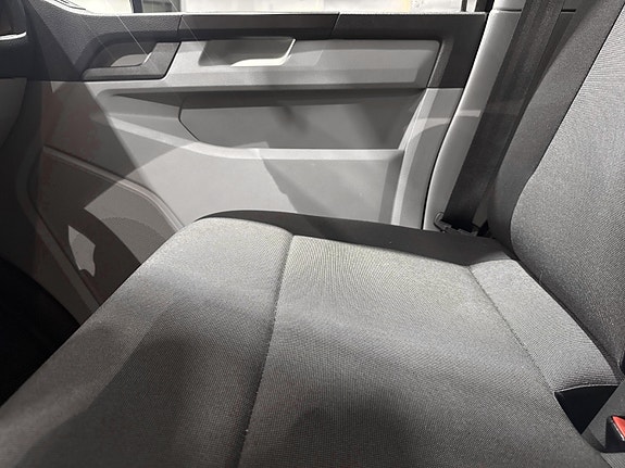 Volkswagen Transporter 14 of 20