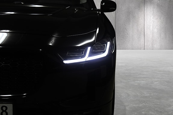Jaguar I-PACE 5 of 30